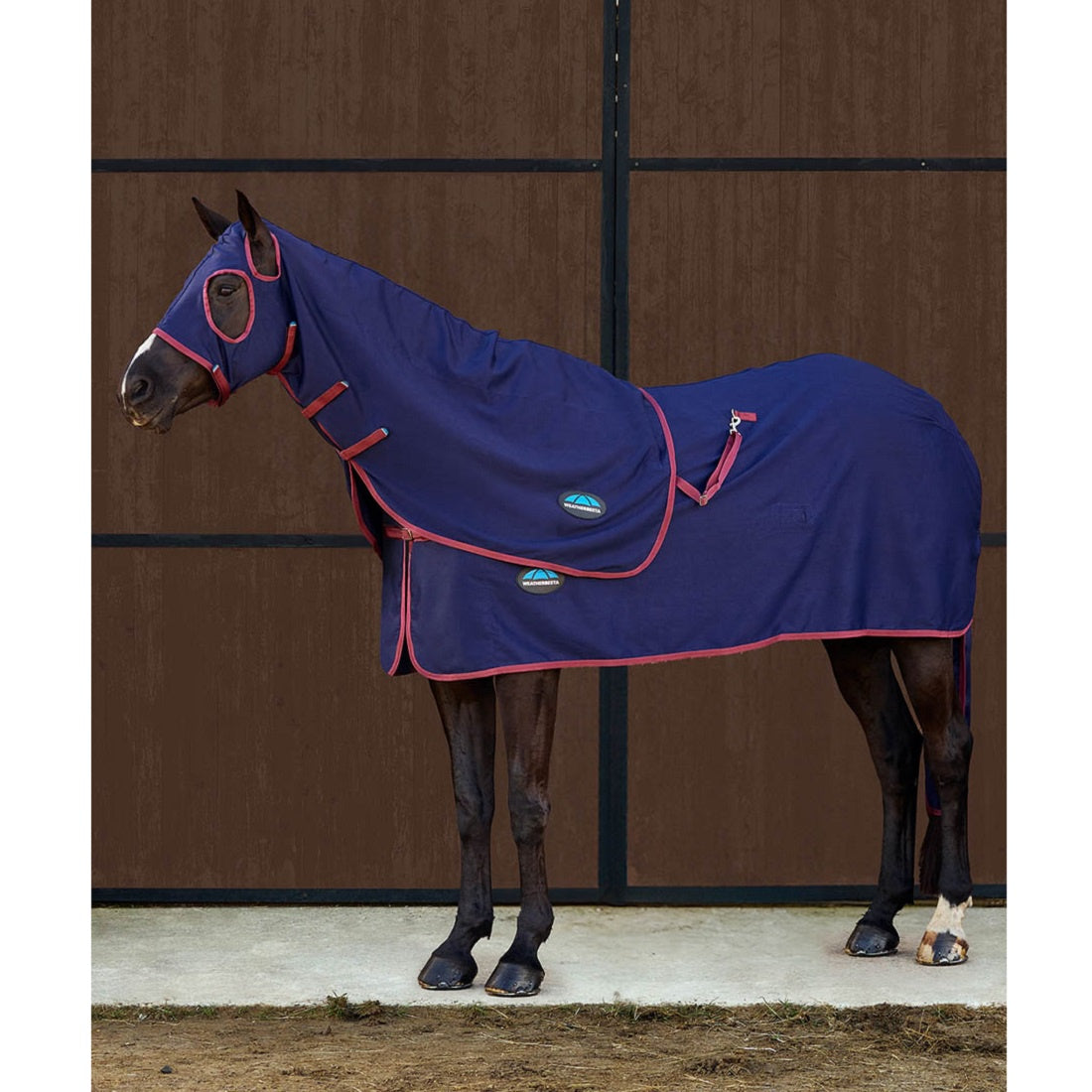 Weatherbeeta Show Sheet Tail bag - Navy/Burgundy