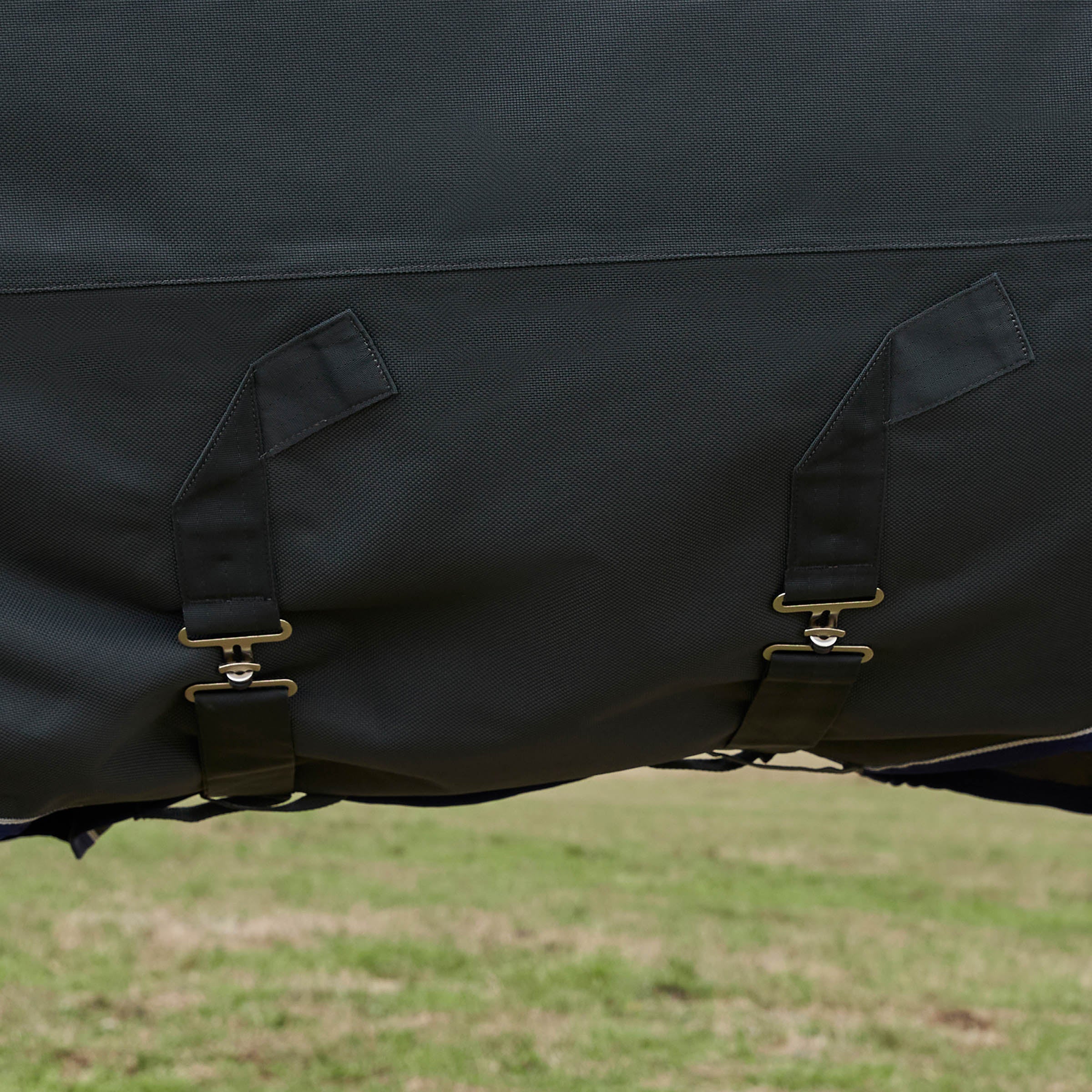 Weatherbeeta Comfitec Ultra Turnout Detacha Neck Rug - Medium 220G