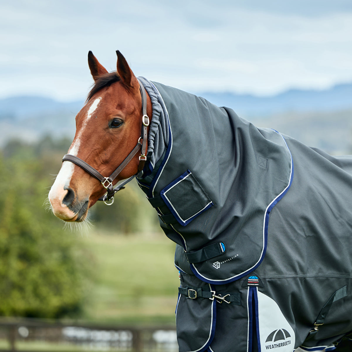 Weatherbeeta Comfitec Ultra Turnout Detach-a-Neck Cover - Lite 0g