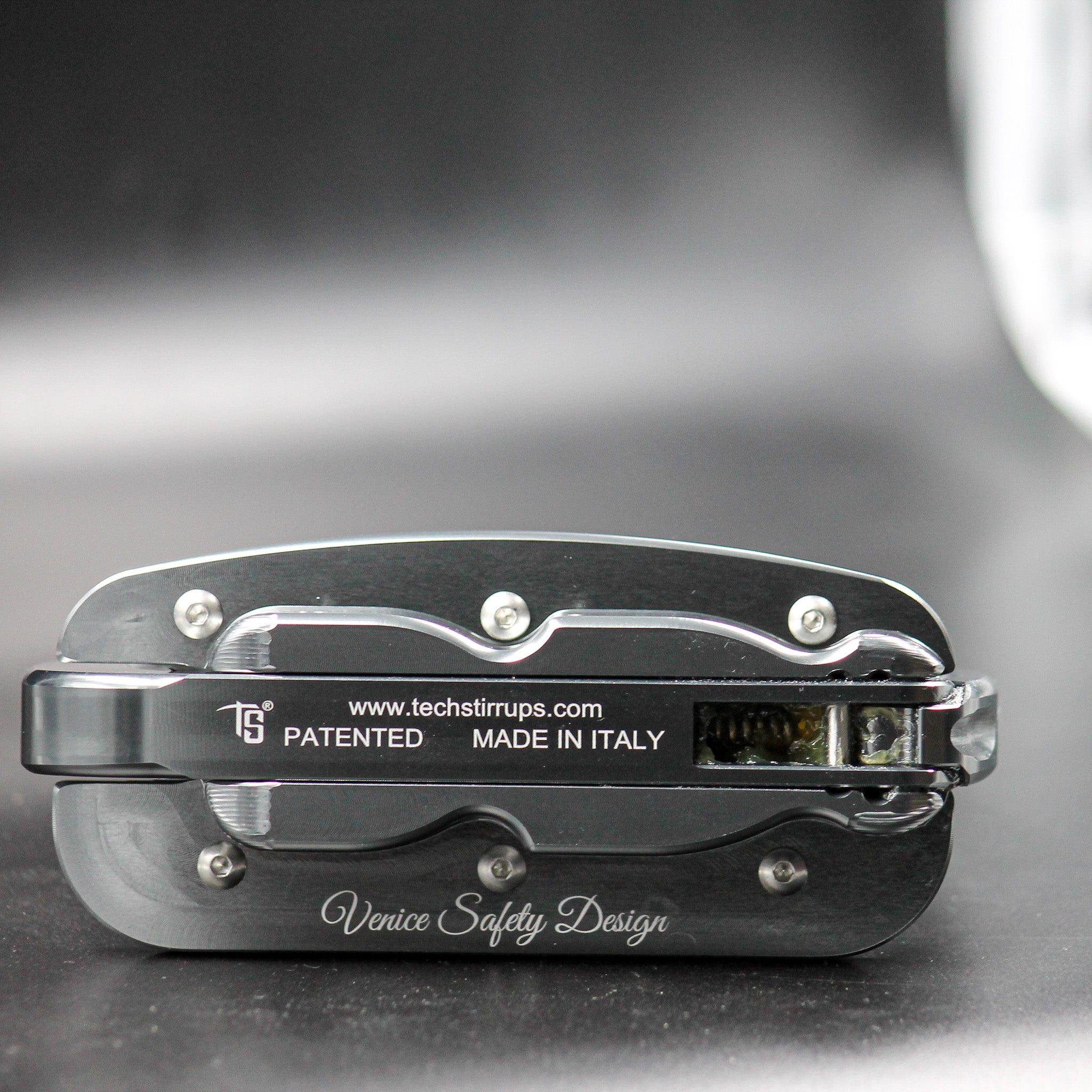 Tech Venice Dressage Plus Safety Stirrups