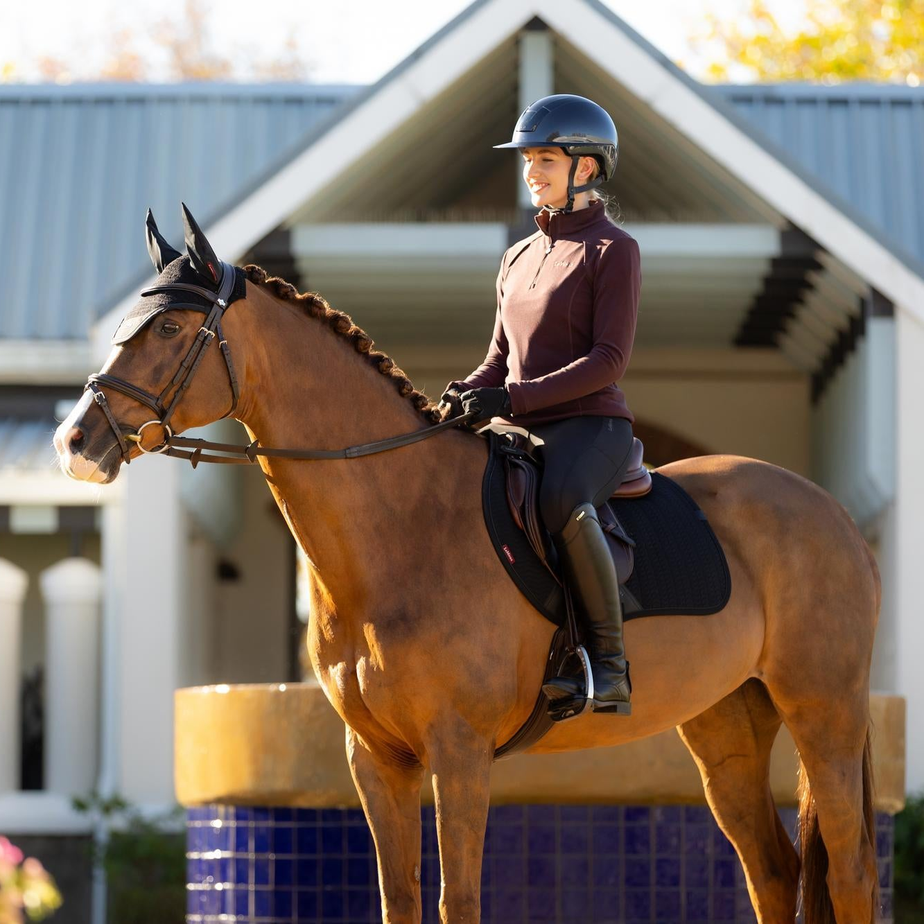 LeMieux Essence Eurojump Square