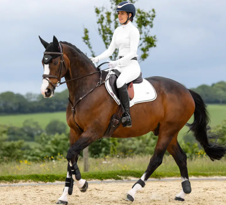 LeMieux Loire Close Contact Square - White