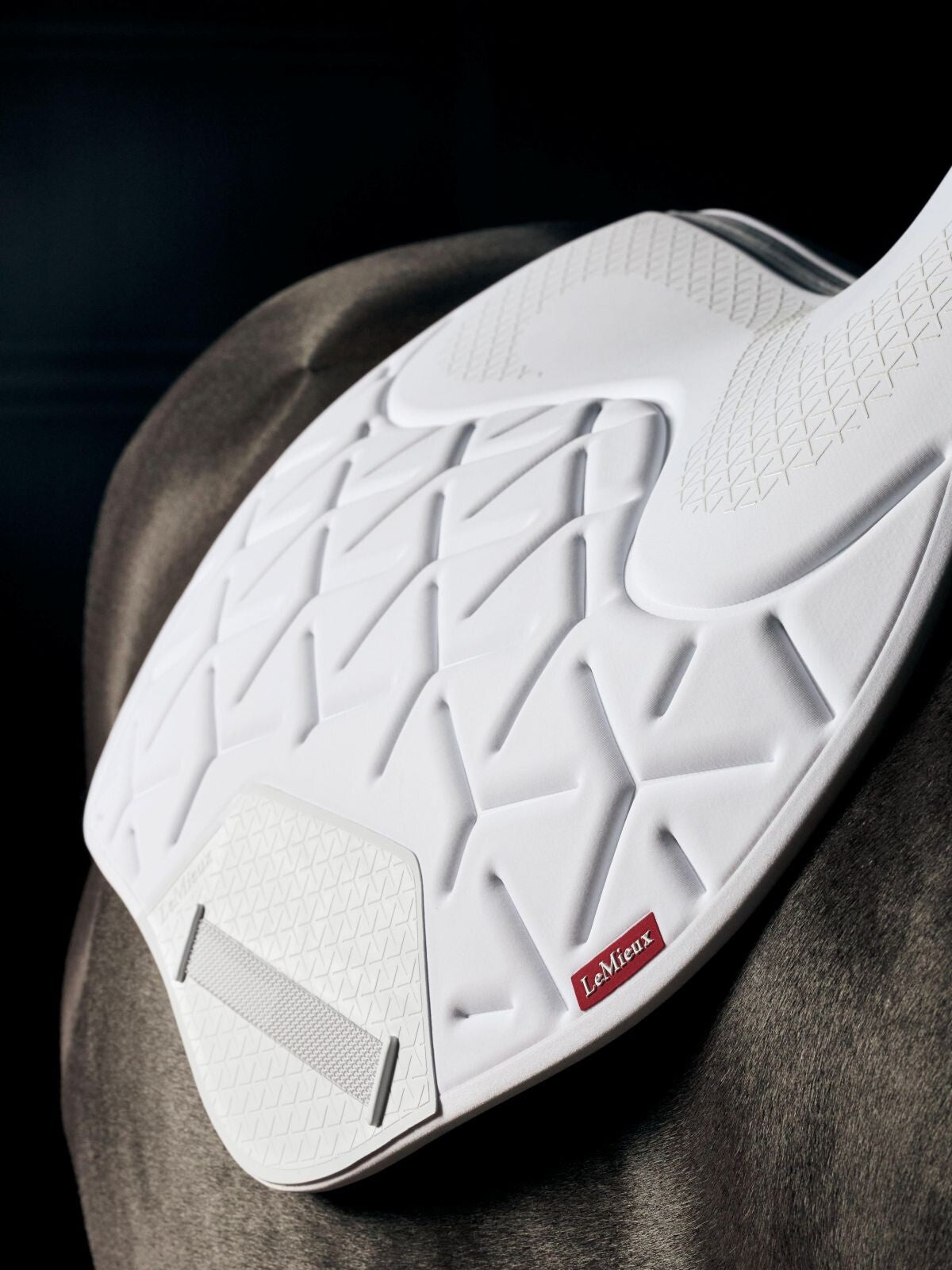 LeMieux ProForm Moulded Close Contact Pad