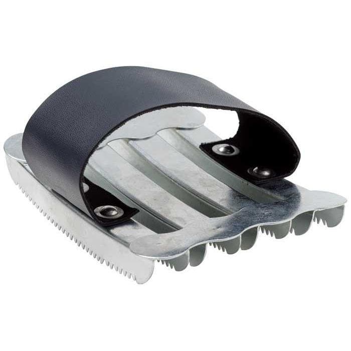 Curry Comb & Strap Metal